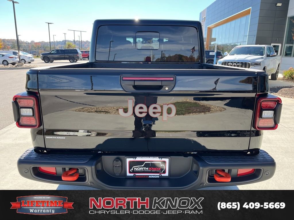 New 2025 Jeep Gladiator Mojave image 18