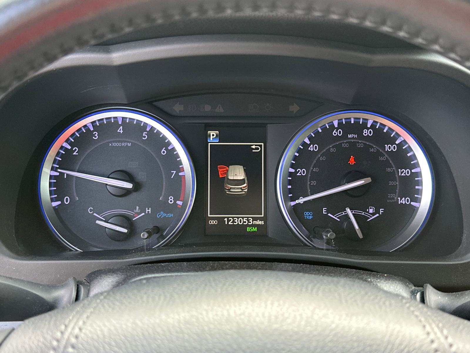 Used 2019 Toyota Highlander XLE image 28