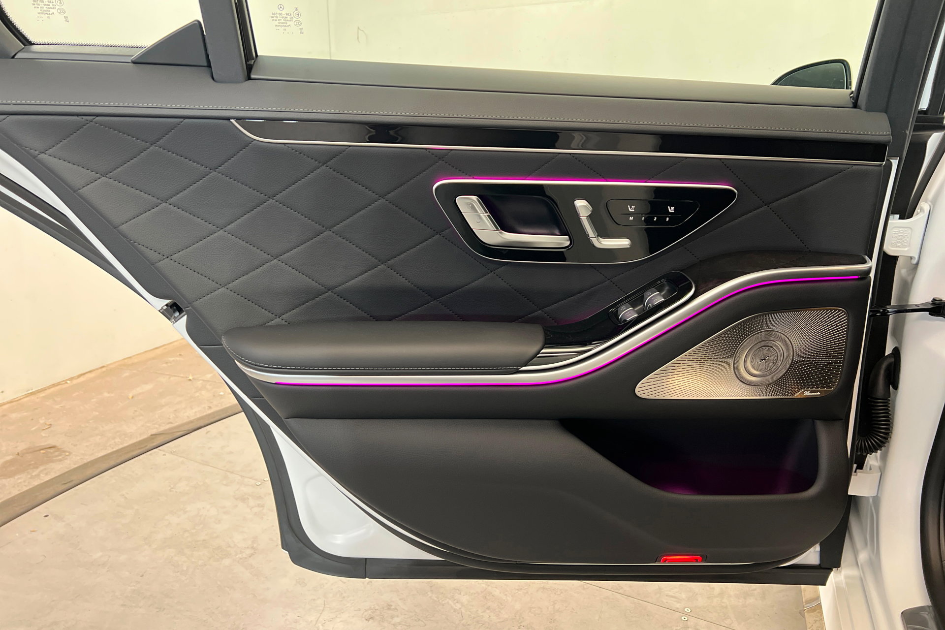 New 2026 Mercedes-Benz S 500 4MATIC image 18