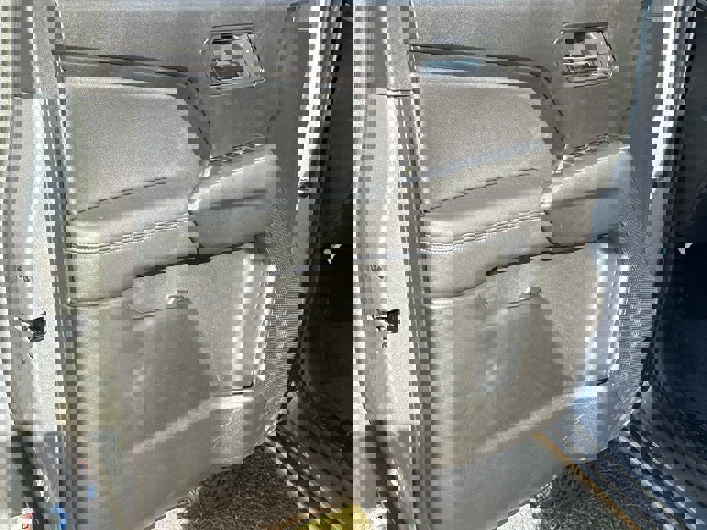 New 2026 GMC Canyon Elevation w/ Convenience Package image 9