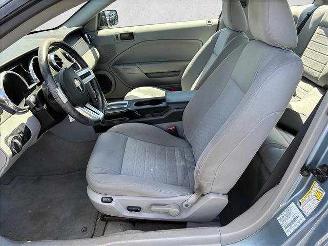 Used 2006 Ford Mustang GT RWD image 12