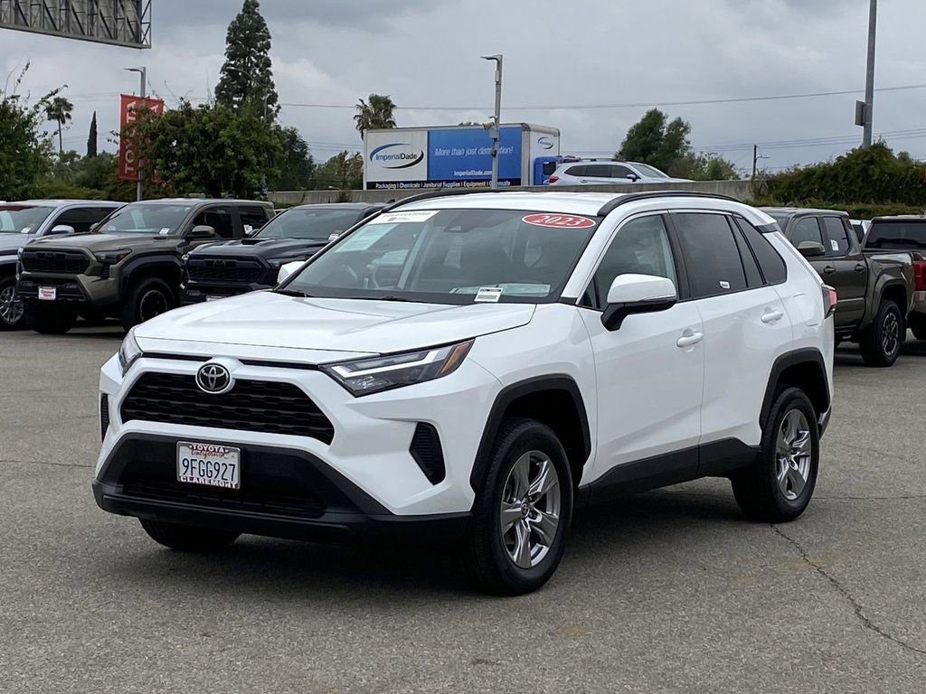 Certified 2023 Toyota RAV4 XLE AWD/4WD image 39