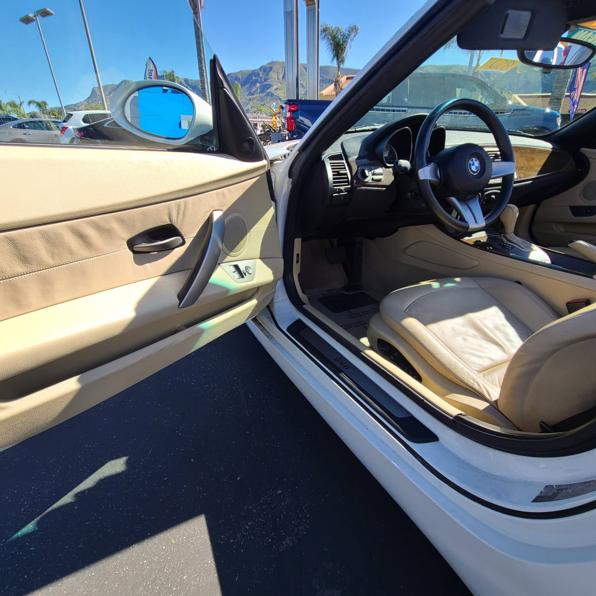 Used 2003 BMW Z4 2.5i RWD image 22