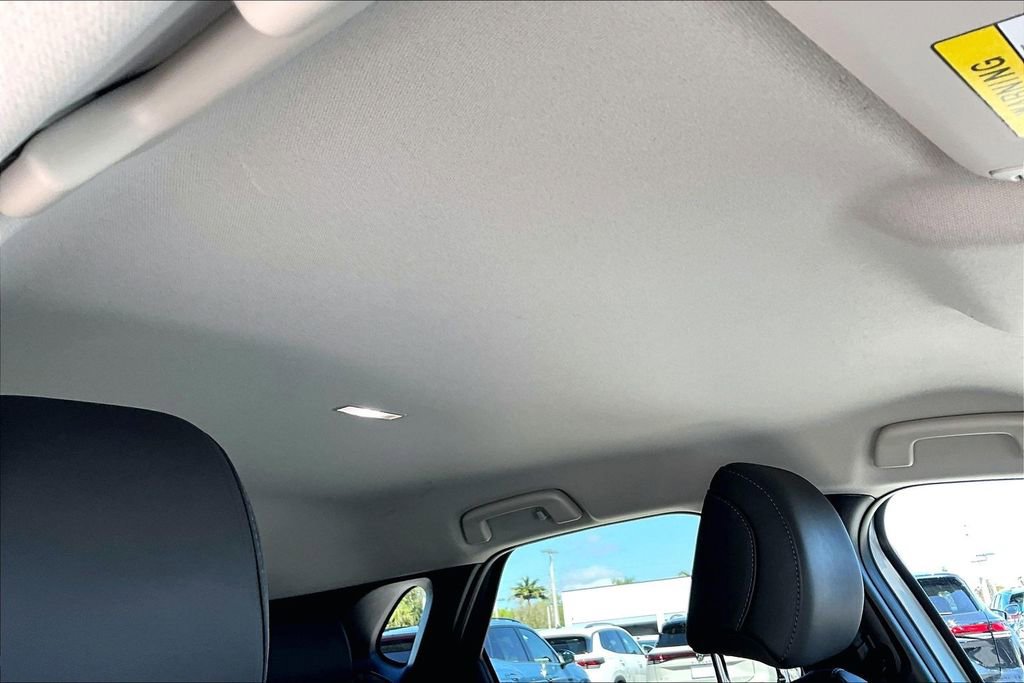 Used 2021 MAZDA CX-30 FWD 2.5 S w/ Select Package image 22