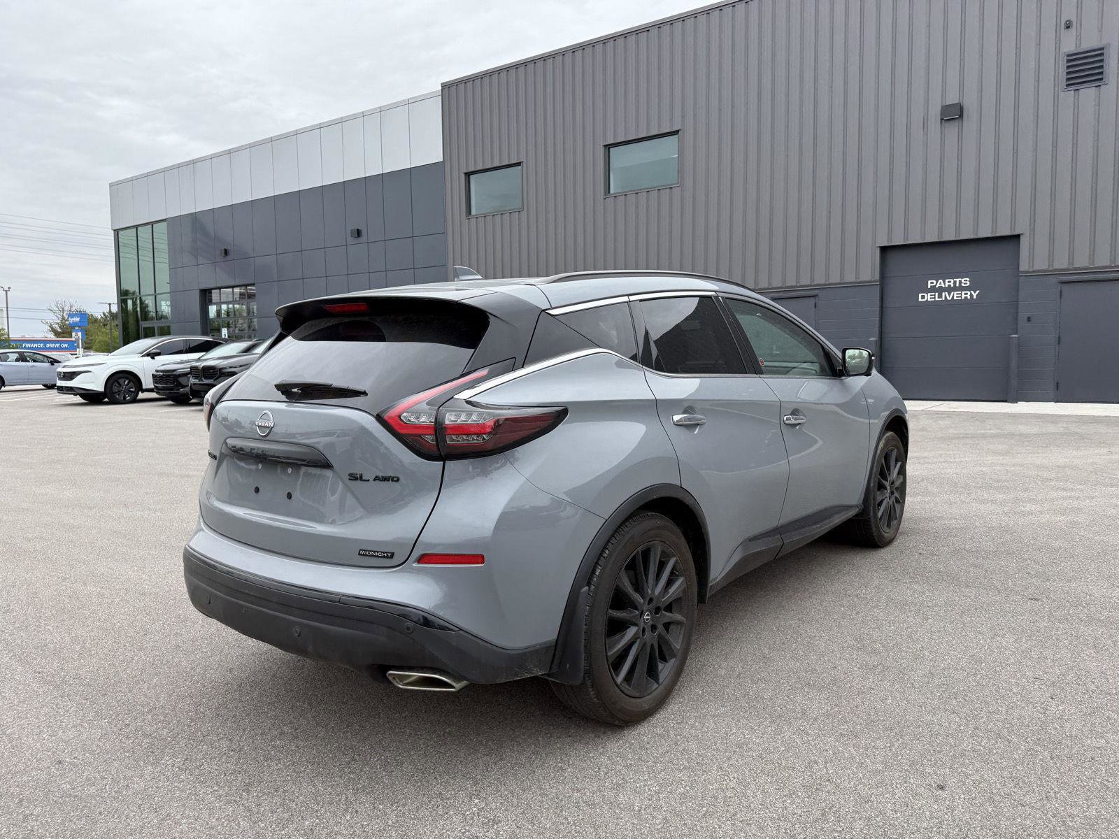 Used 2023 Nissan Murano SL AWD/4WD image 3