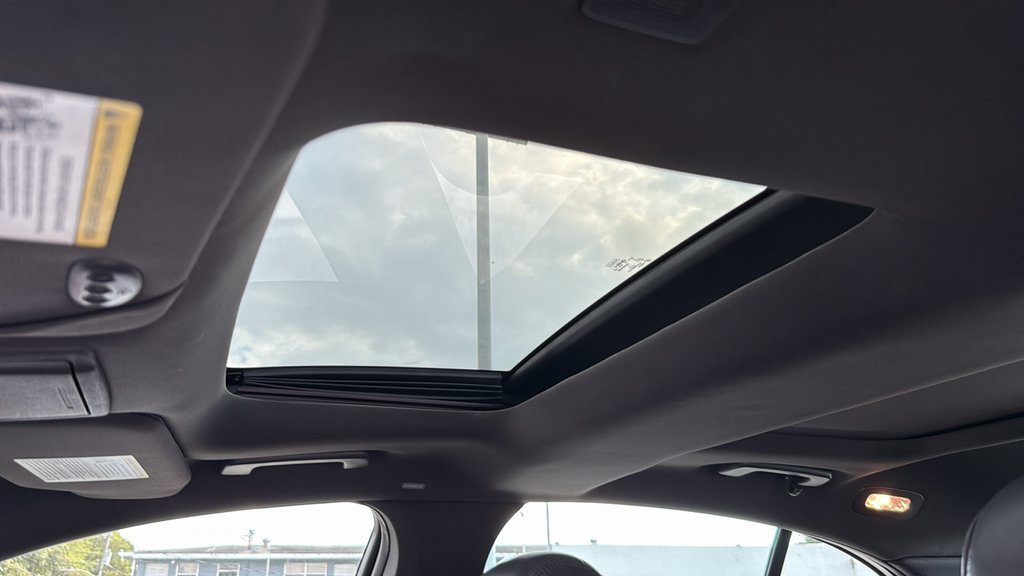 Used 2014 Lincoln MKS AWD w/ Equipment Group 101A image 28