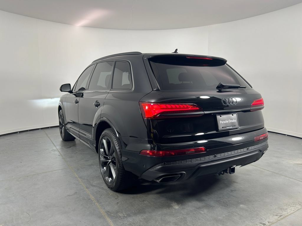 Used 2025 Audi Q7 3.0T Premium Plus AWD/4WD image 3