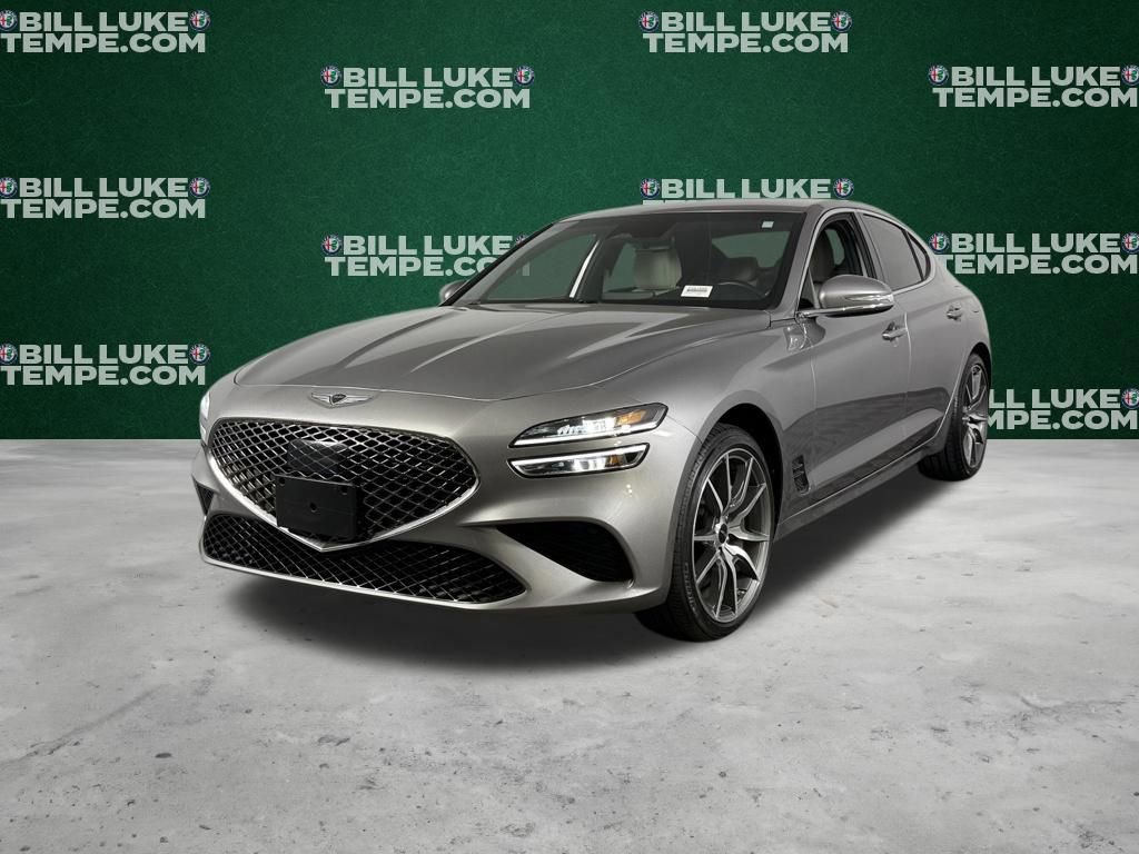 Used 2025 Genesis G70 2.5T image 3