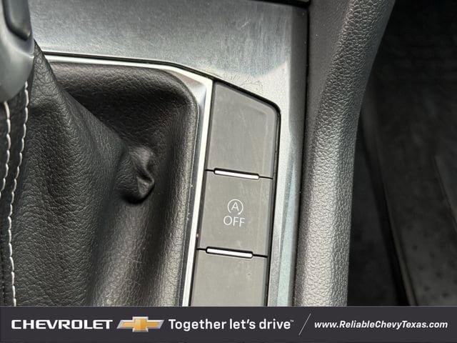 Used 2022 Volkswagen Tiguan SE FWD image 21