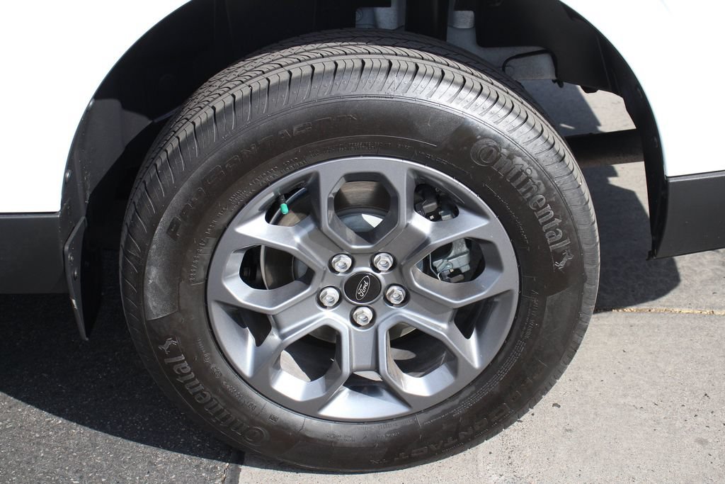 Certified 2025 Ford Maverick XL w/ Equipment Group 102A AWD/4WD image 14