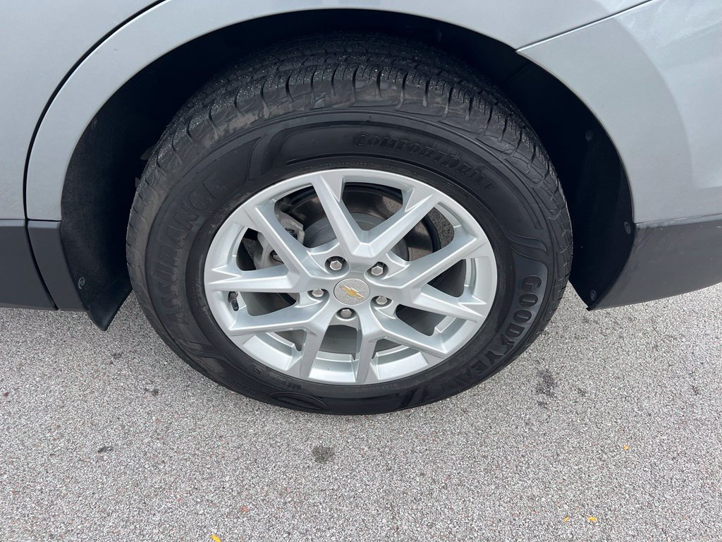 Used 2024 Chevrolet Equinox LT w/ LPO, Floor Liner Package AWD/4WD image 14