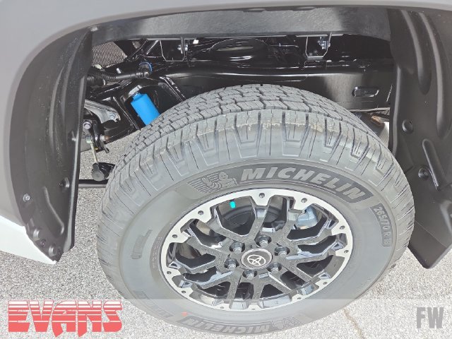 New 2026 Toyota Tundra SR5 AWD/4WD image 25