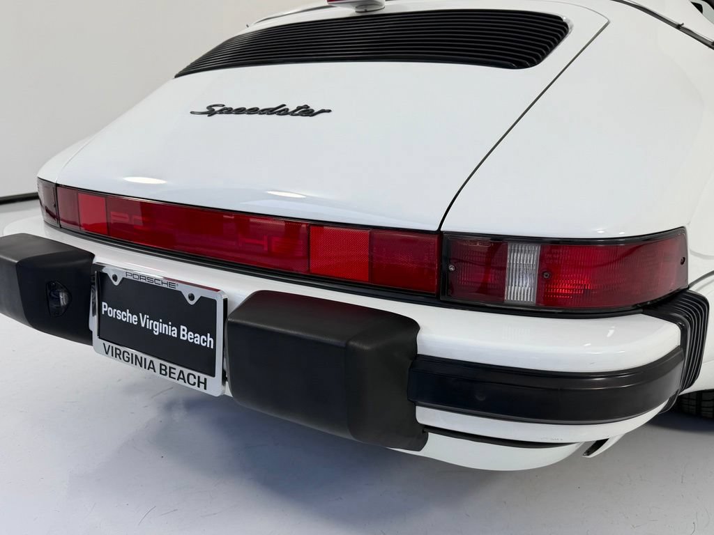 Used 1989 Porsche 911 Speedster RWD image 46