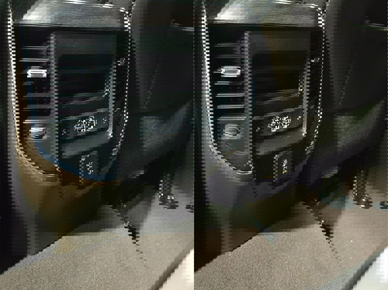 Used 2025 RAM 3500 Laramie w/ Max Tow Package image 23