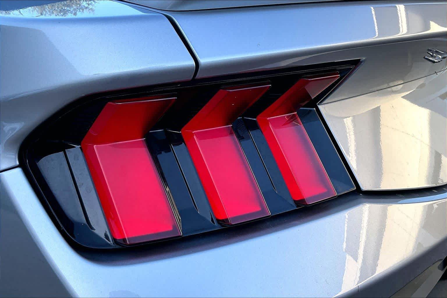 Used 2024 Ford Mustang Premium RWD image 27