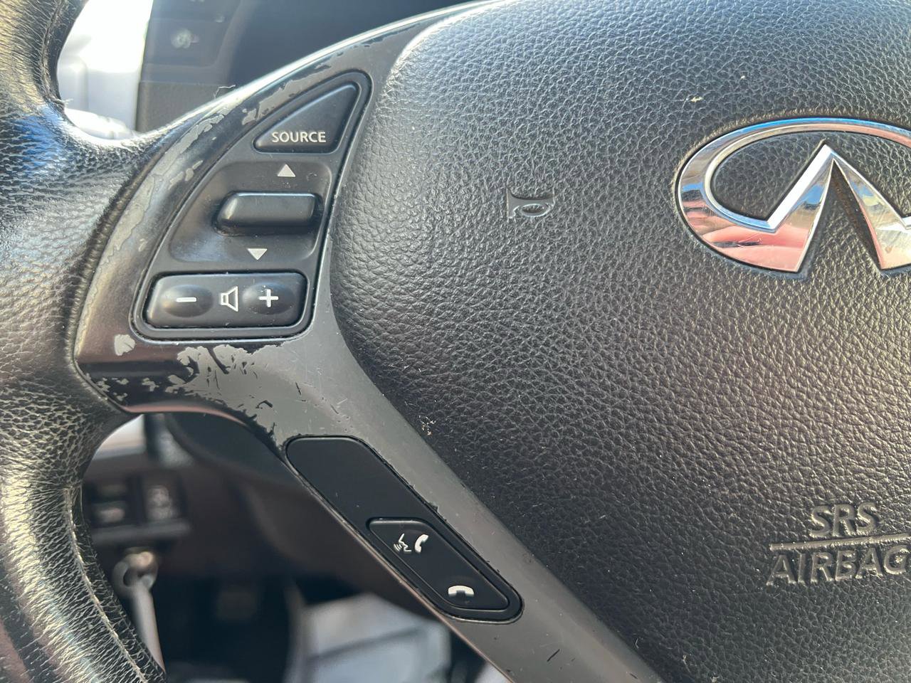 Used 2010 INFINITI G37 Journey w/ Premium Pkg image 40