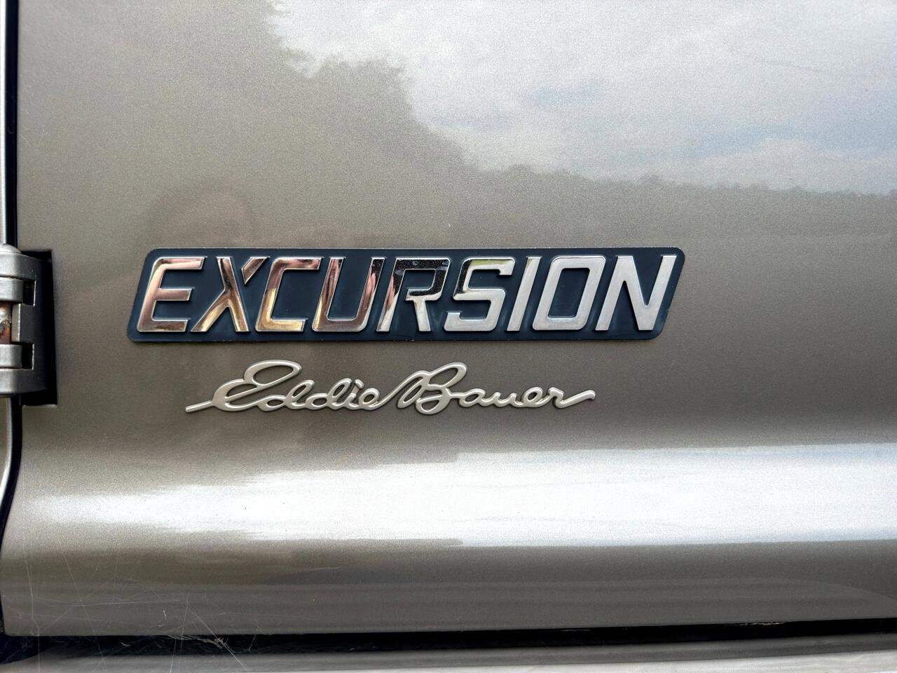 Used 2005 Ford Excursion Eddie Bauer AWD/4WD image 5