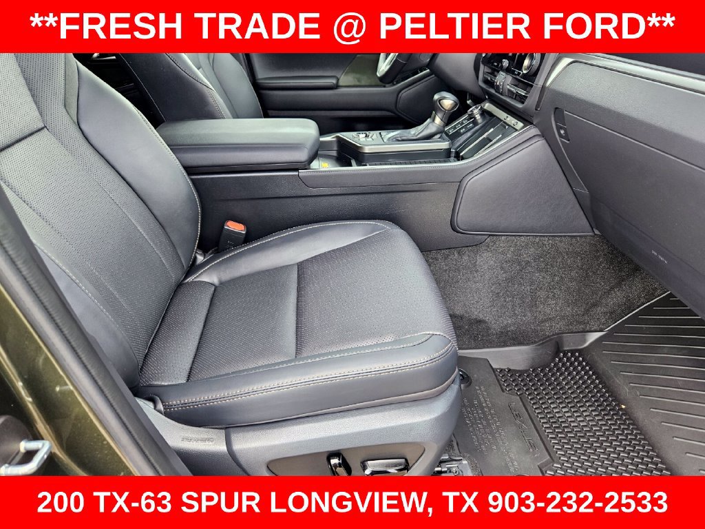Used 2024 Lexus GX 550 AWD/4WD image 11