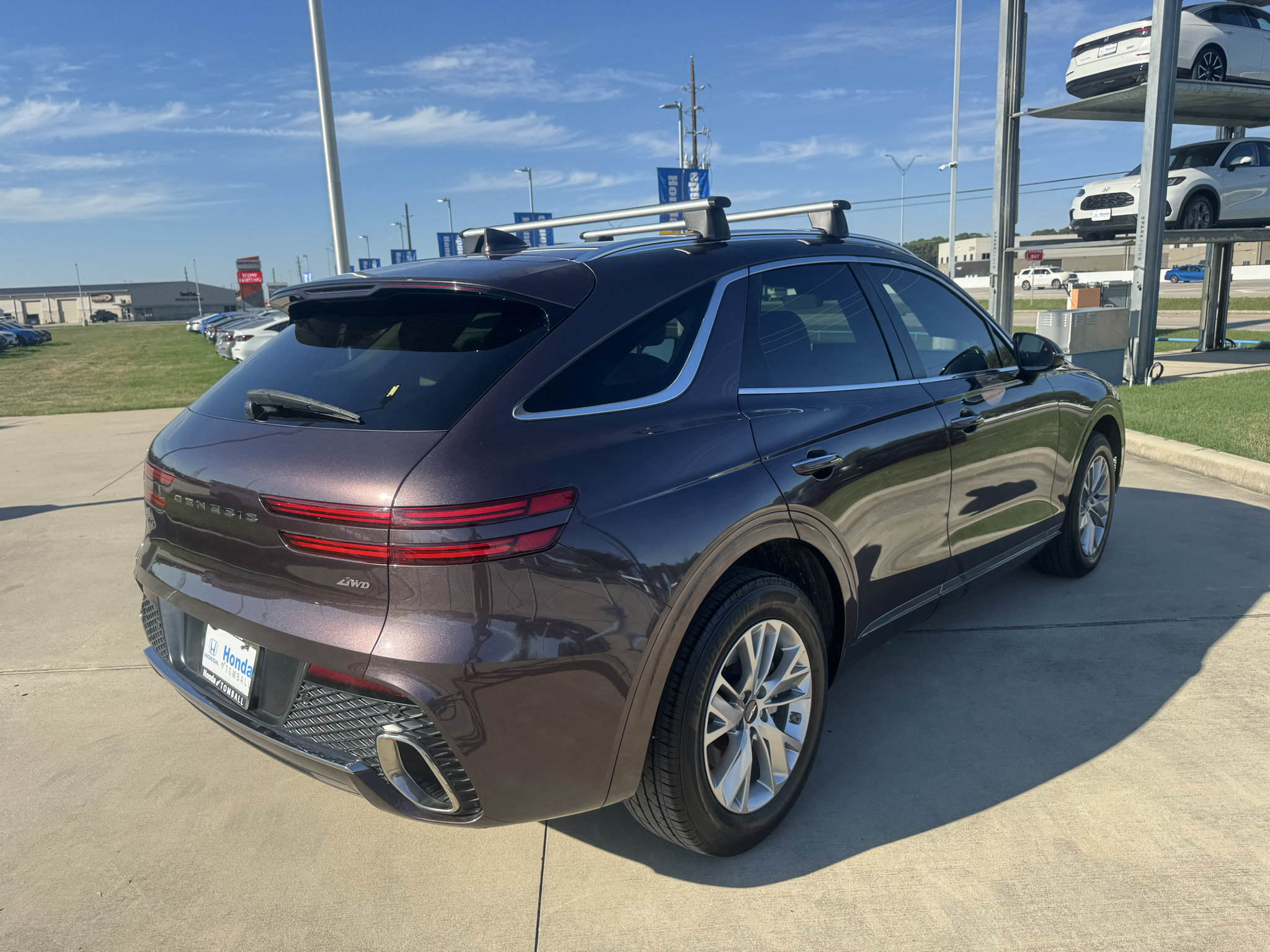 Used 2023 Genesis GV70 2.5T w/ Cargo Package AWD/4WD image 8