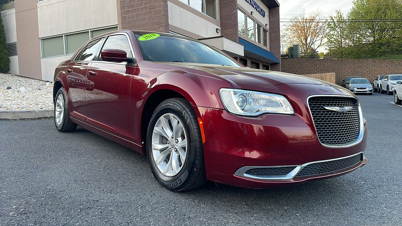 Used 2018 Chrysler 300 Touring image 13