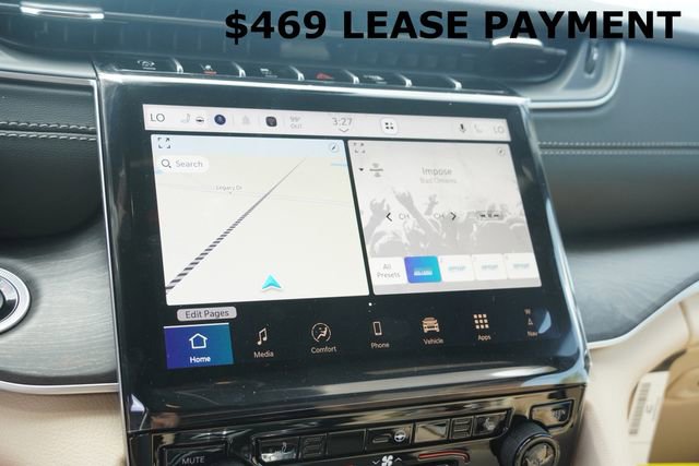 New 2025 Jeep Grand Cherokee Limited w/ Black Appearance Package image 22