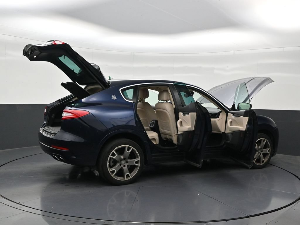 Used 2019 Maserati Levante AWD/4WD image 30