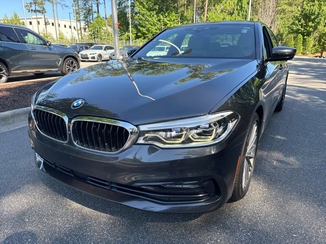 Used 2017 BMW 540i xDrive AWD/4WD image 2