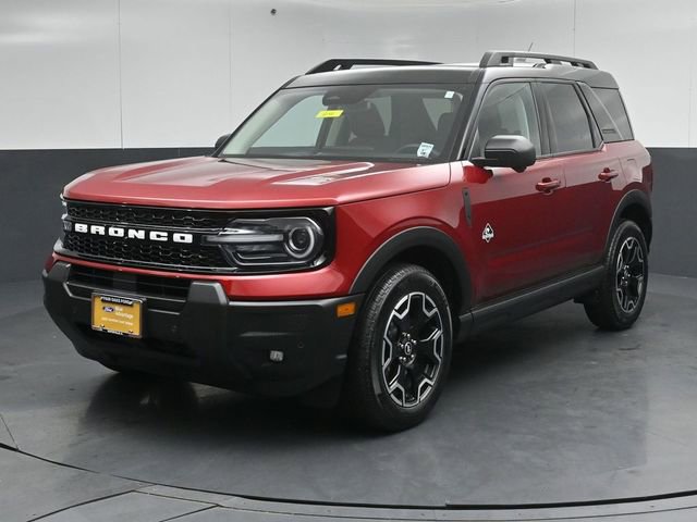 Certified 2025 Ford Bronco Sport Outer Banks w/ Outer Banks Tech Package+ AWD/4WD image 3