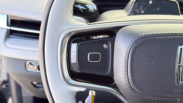 New 2026 Lincoln Navigator Reserve image 32