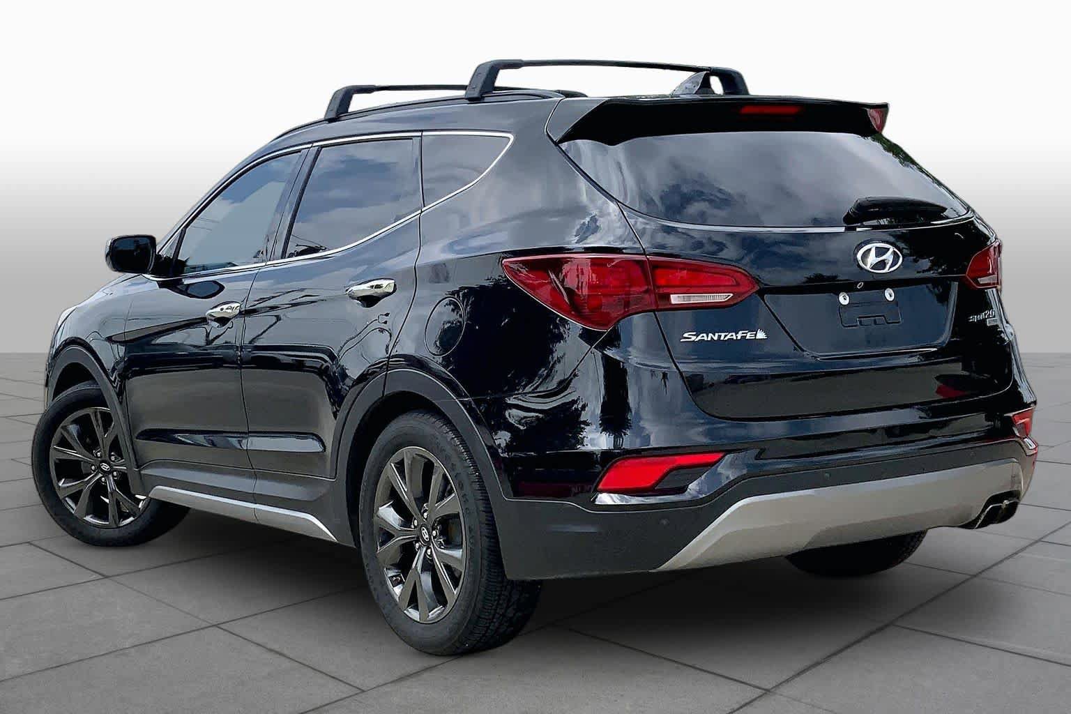 Used 2017 Hyundai Santa Fe Sport w/ 2.0T Ultimate Tech Package 05 FWD image 12