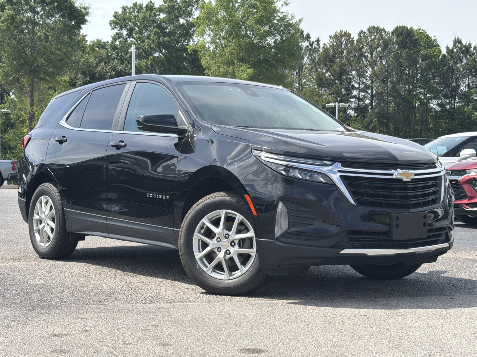 Used 2022 Chevrolet Equinox LT AWD/4WD image 2