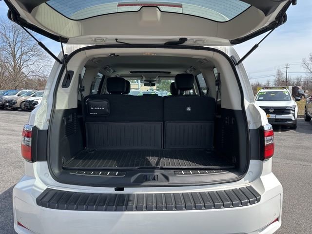 Certified 2024 Nissan Armada Platinum w/ Captain's Chairs Package AWD/4WD image 8