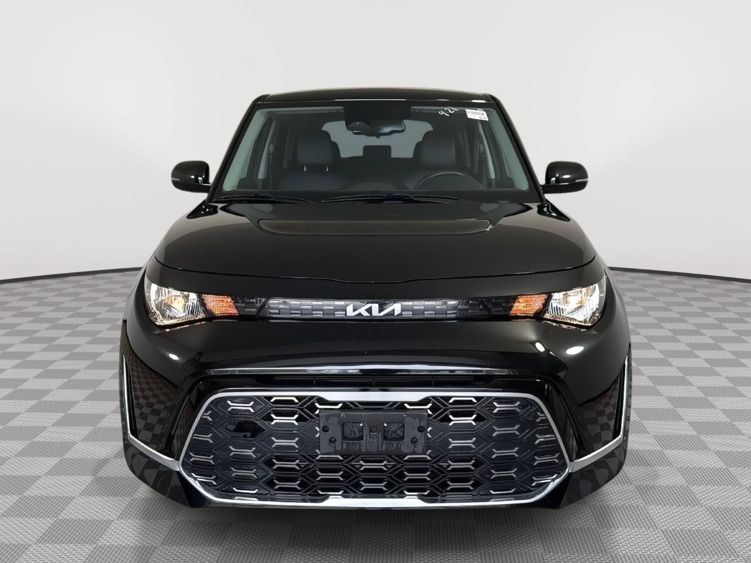 Used 2023 Kia Soul GT-Line FWD image 2