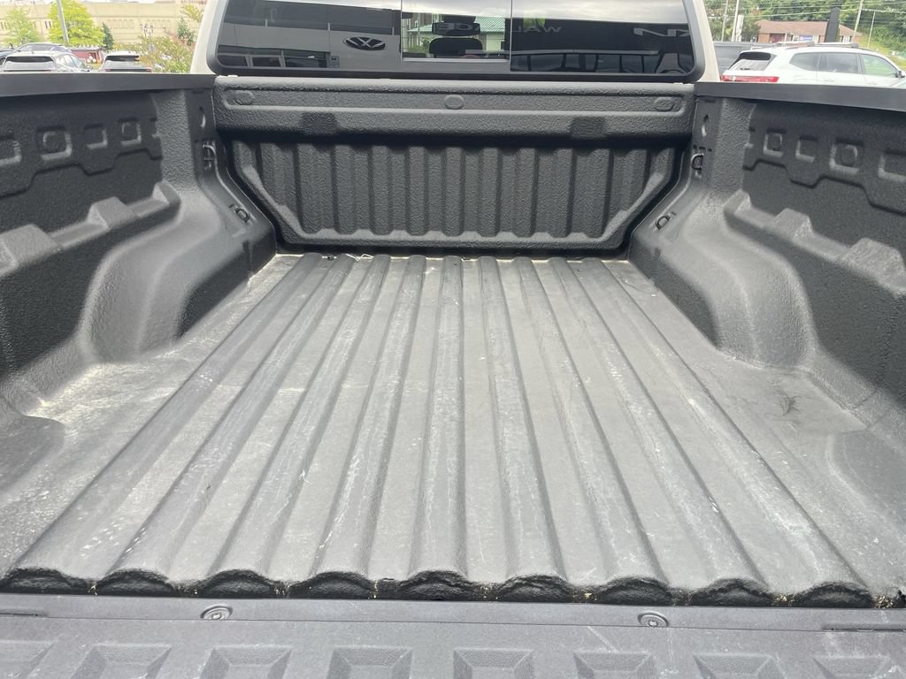 Used 2026 Chevrolet Colorado Trail Boss AWD/4WD image 36
