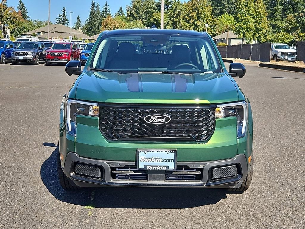 New 2025 Ford Maverick Lariat w/ Black Appearance Package image 8