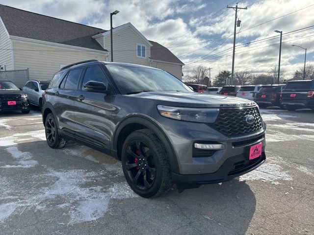 Used 2022 Ford Explorer ST w/ ST Street Pack image 24