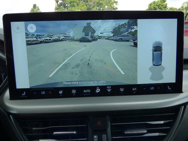 New 2025 Ford Escape SE image 11