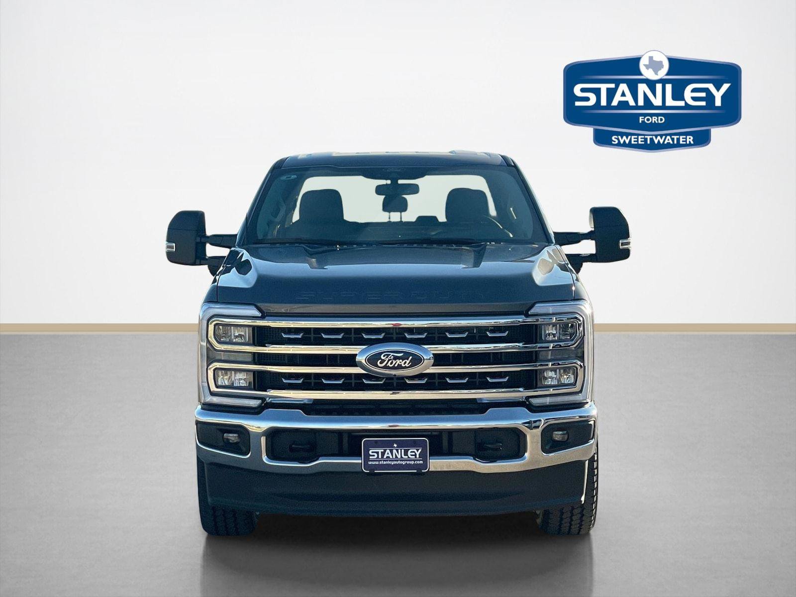 New 2026 Ford F250 XLT w/ XLT Premium Package AWD/4WD video 2