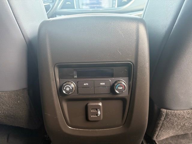 Certified 2023 Buick Enclave Essence image 18