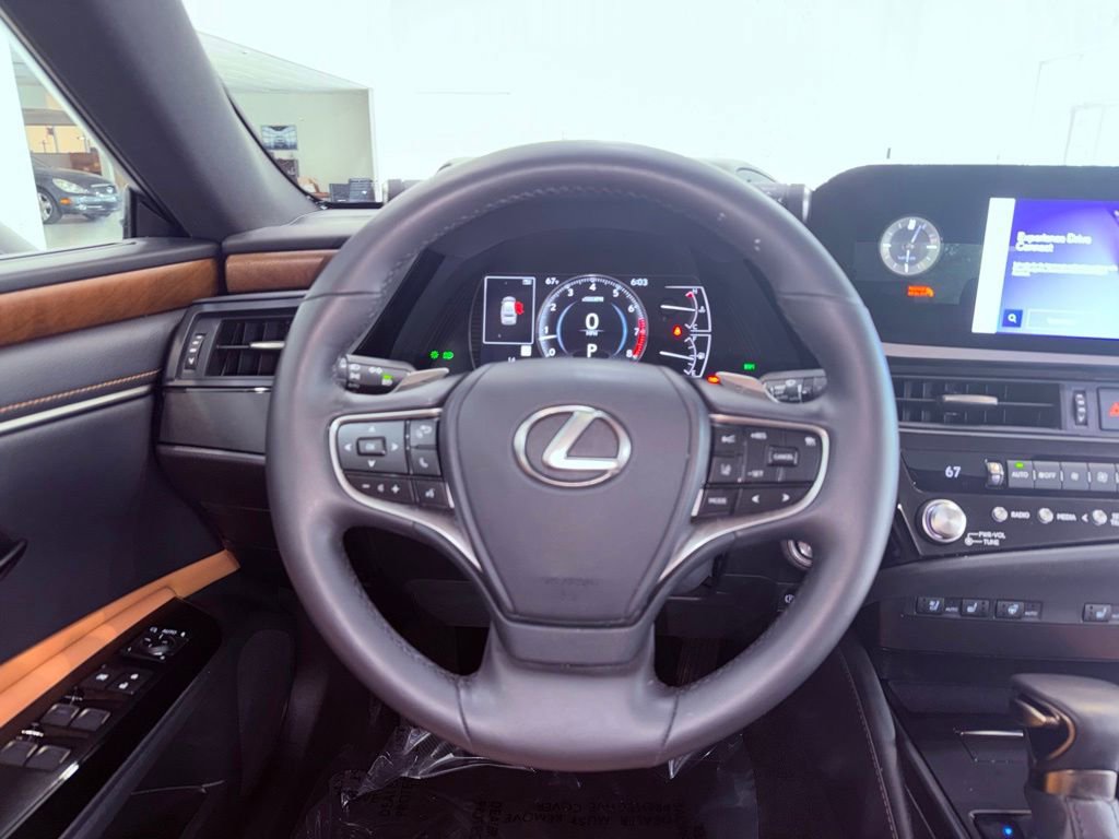 Certified 2024 Lexus ES 350 w/ Premium Package FWD image 17