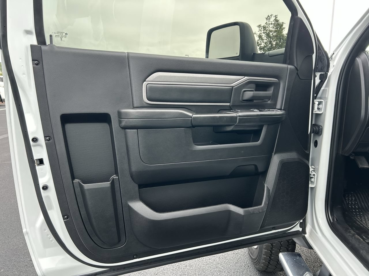Used 2024 RAM 5500 Tradesman AWD/4WD image 18