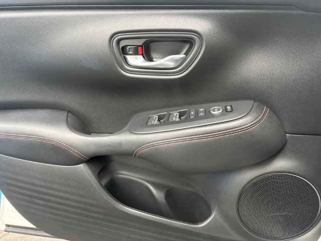 Certified 2025 Honda HR-V Sport image 19