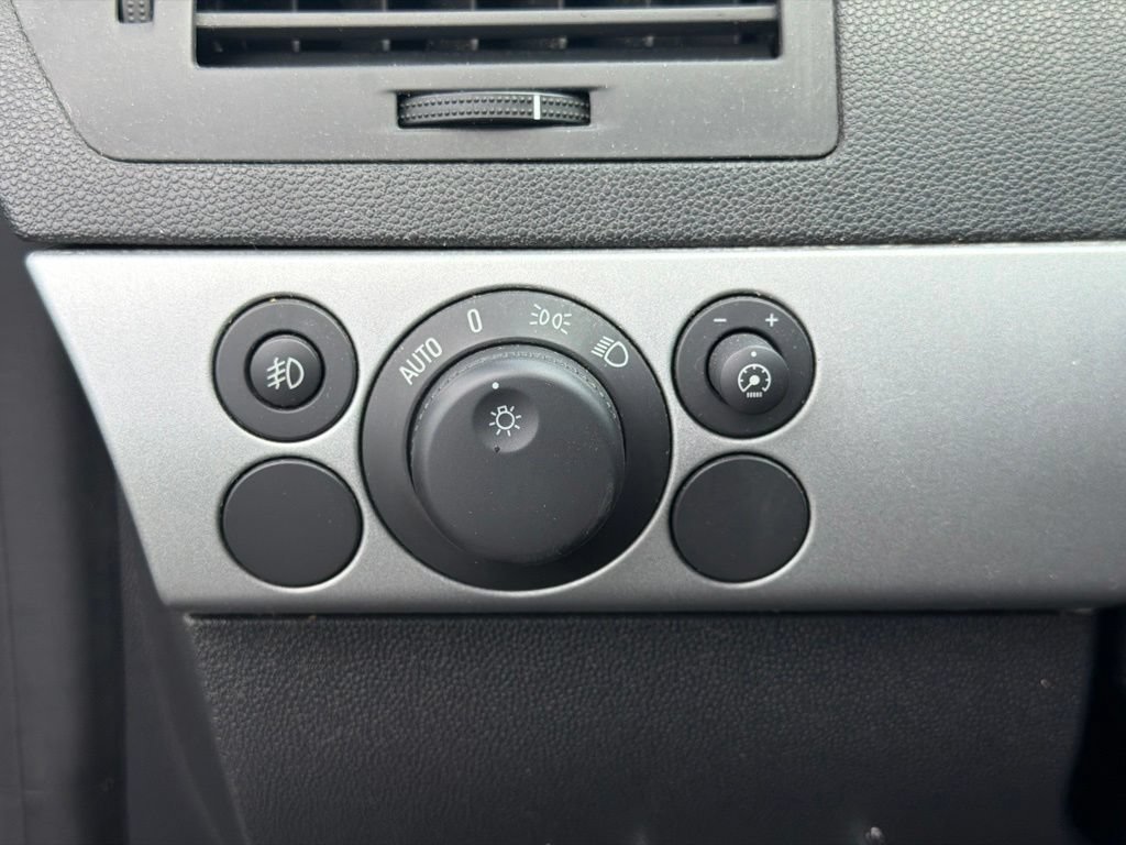 Used 2008 Saturn Astra XR w/ Advanced Audio Package FWD image 22