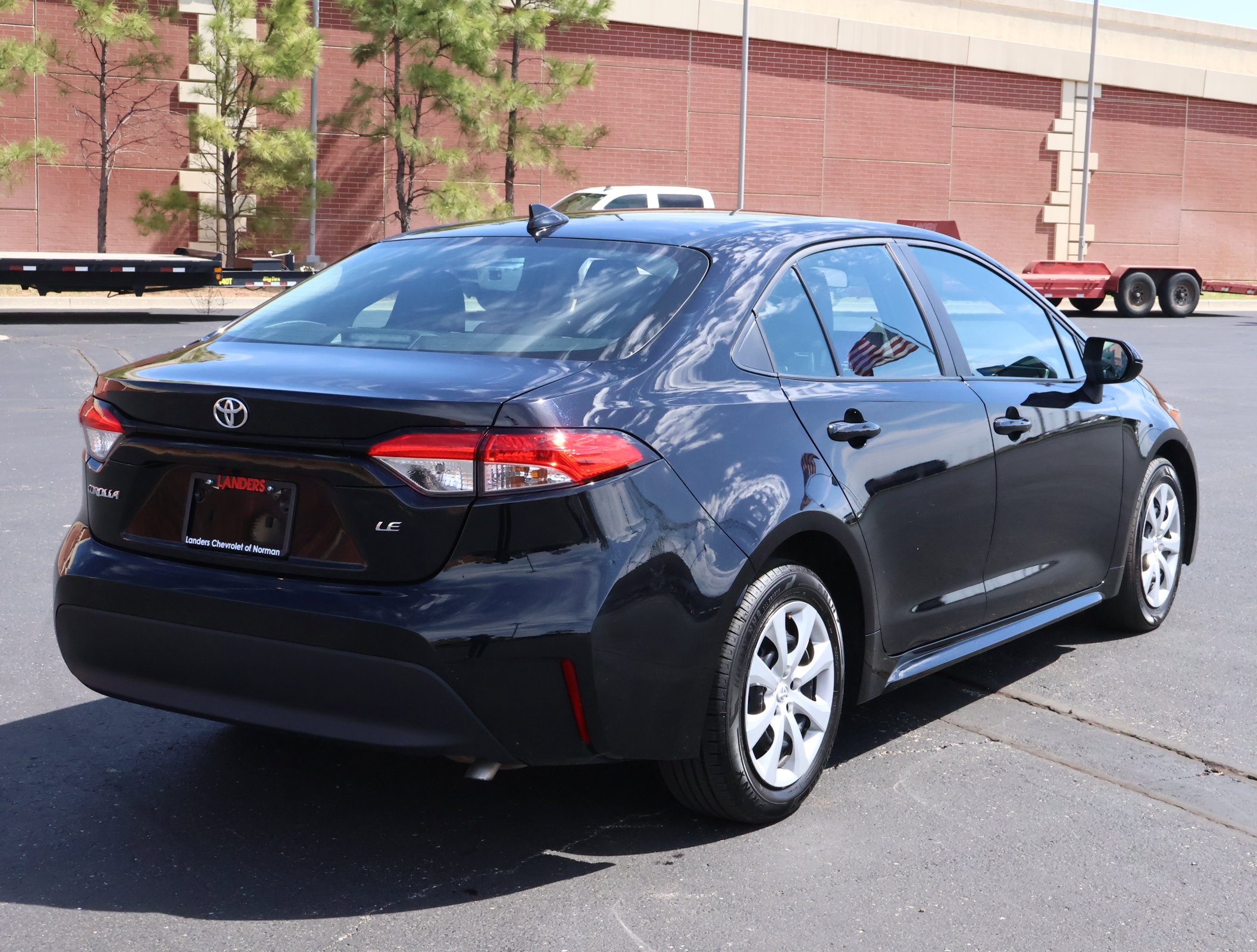 Used 2024 Toyota Corolla LE FWD image 24