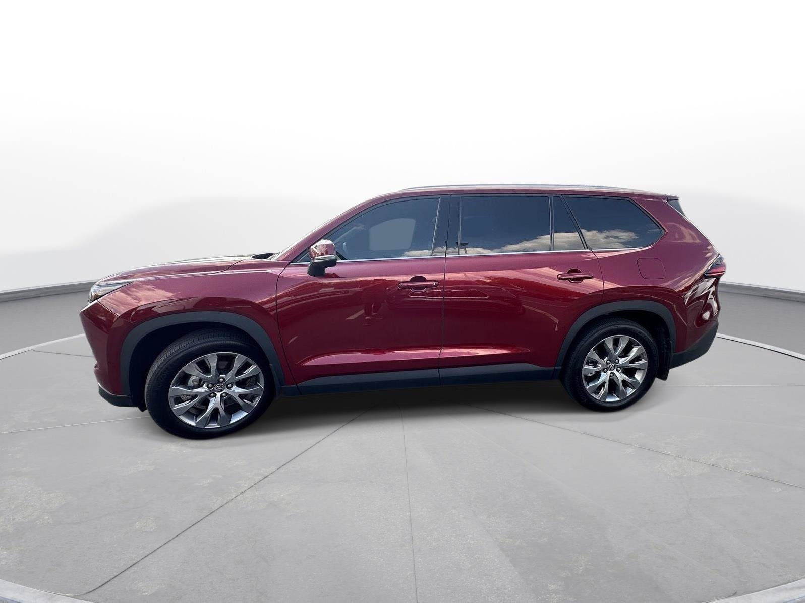 Used 2025 Toyota Grand Highlander AWD image 9