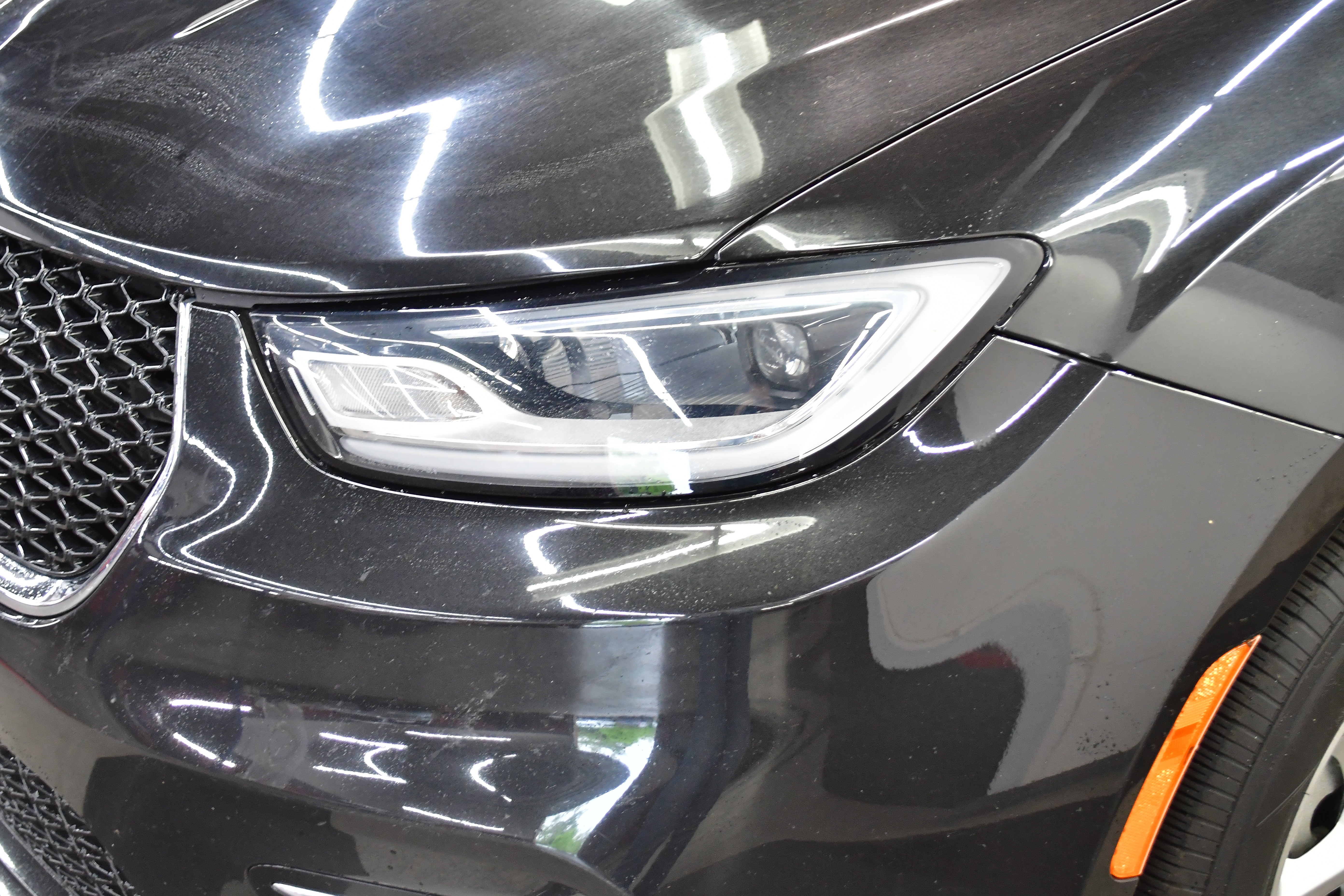 Used 2023 Chrysler Pacifica Touring-L FWD image 32