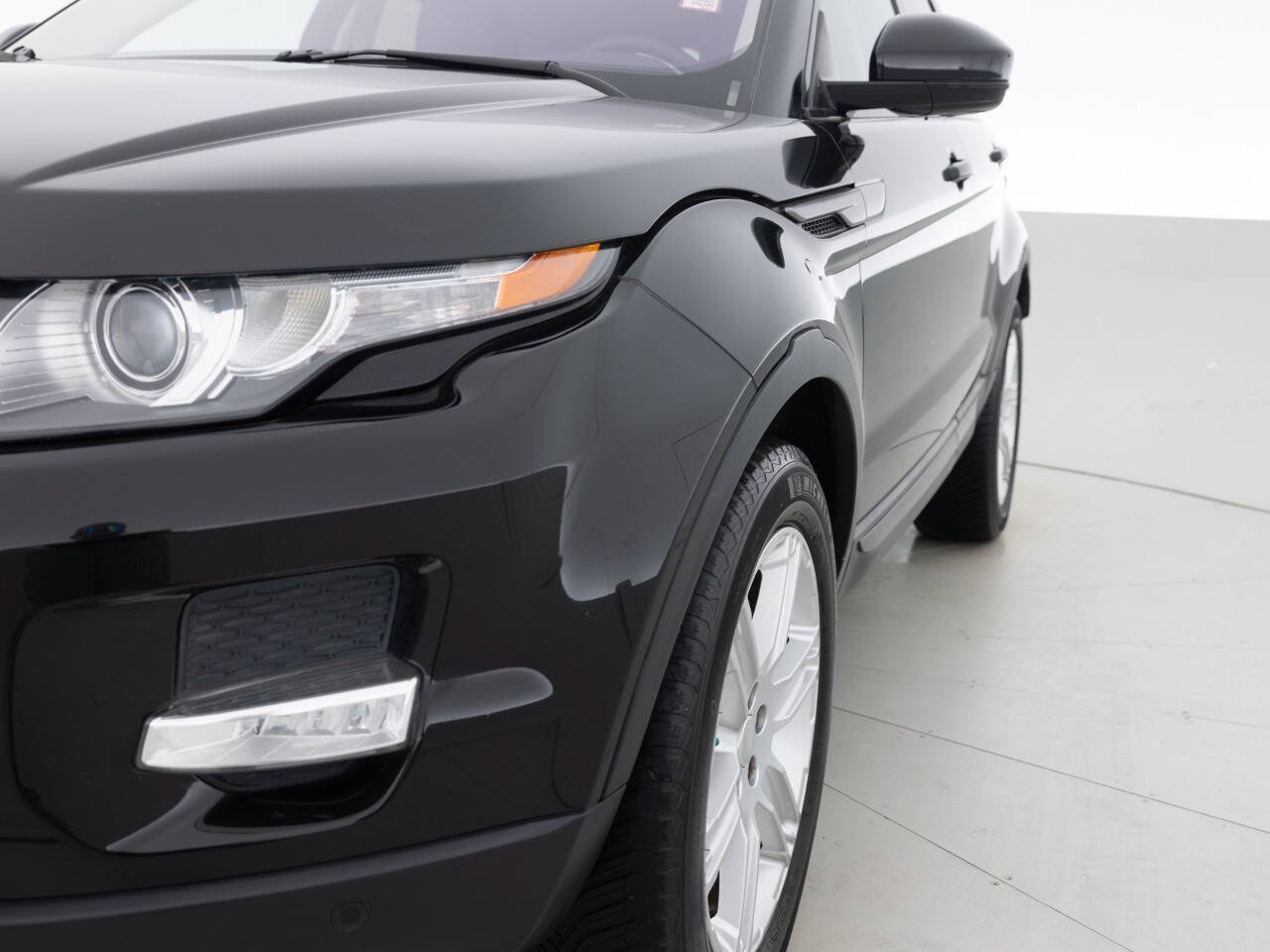 Used 2015 Land Rover Range Rover Evoque Pure Plus AWD/4WD image 12