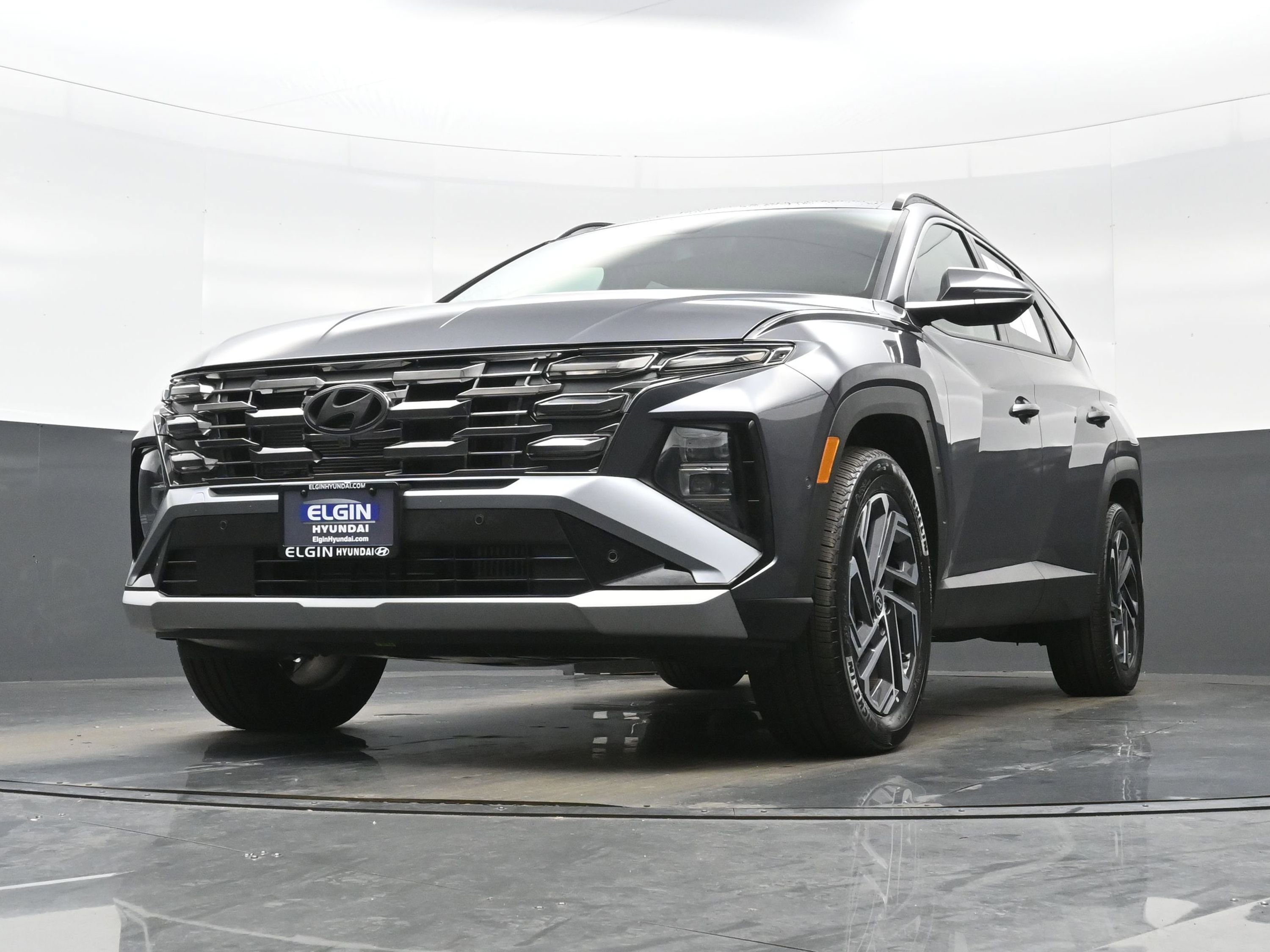 Certified 2025 Hyundai Tucson Limited AWD/4WD image 27