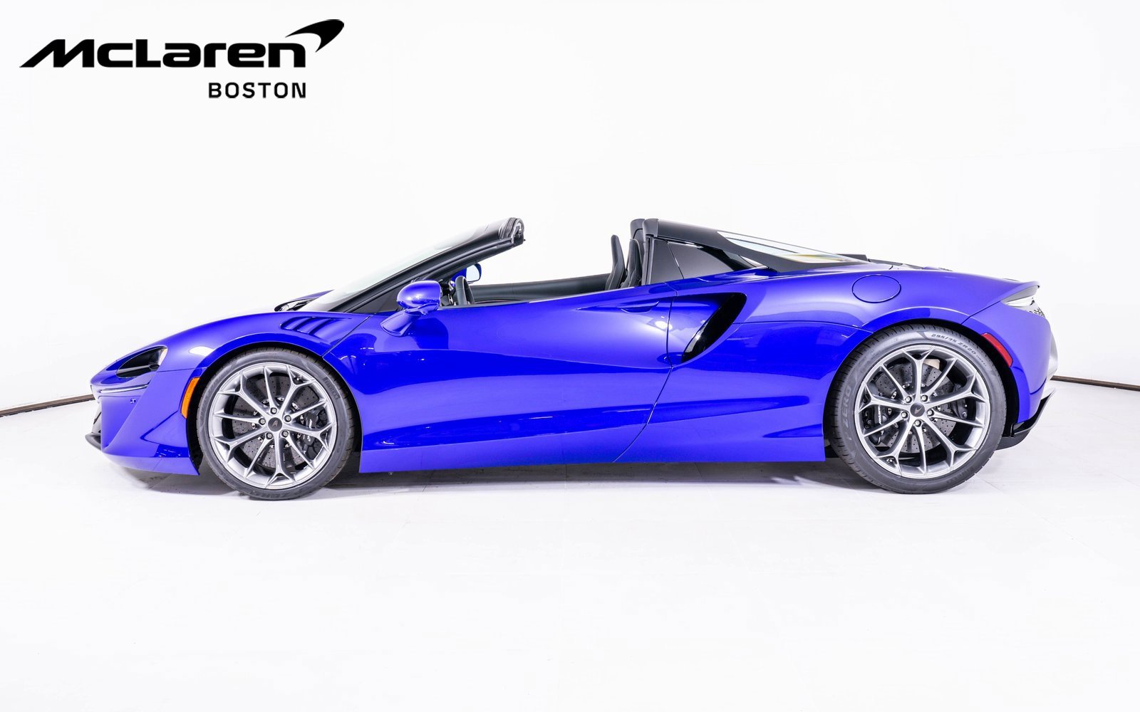 New 2026 McLaren Artura Spider image 2