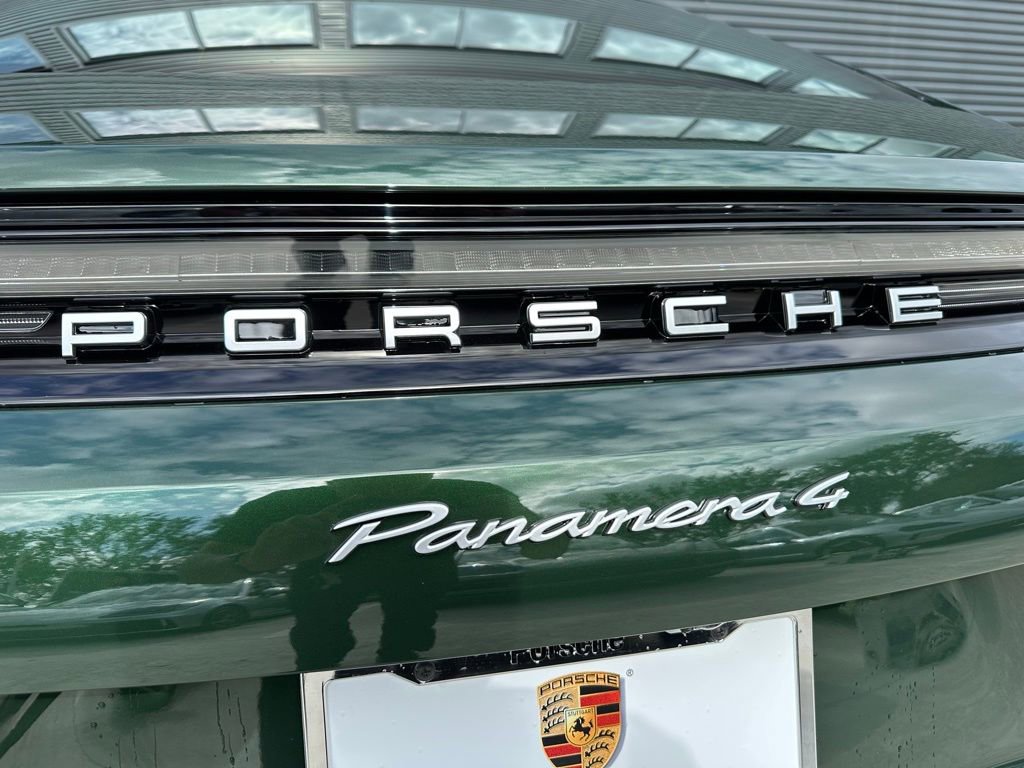 Used 2025 Porsche Panamera 4 image 12